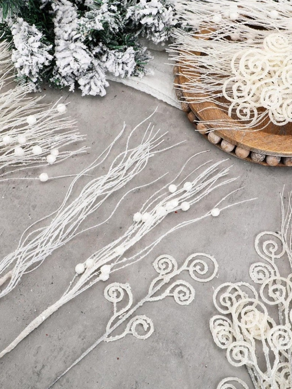 White Decorative Artificial Winter Sprays and Picks - 48 Piece Set. NWT.